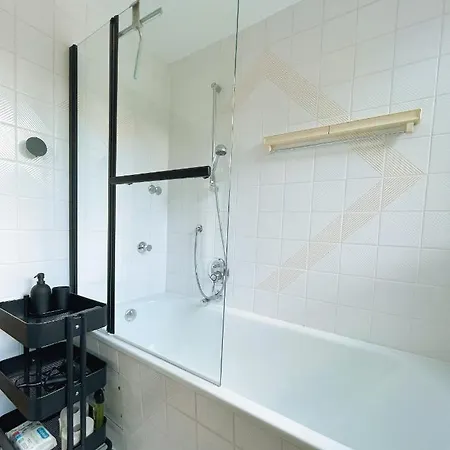 Apartment Ruhige 3 Gut Angebunden Dusseldorf