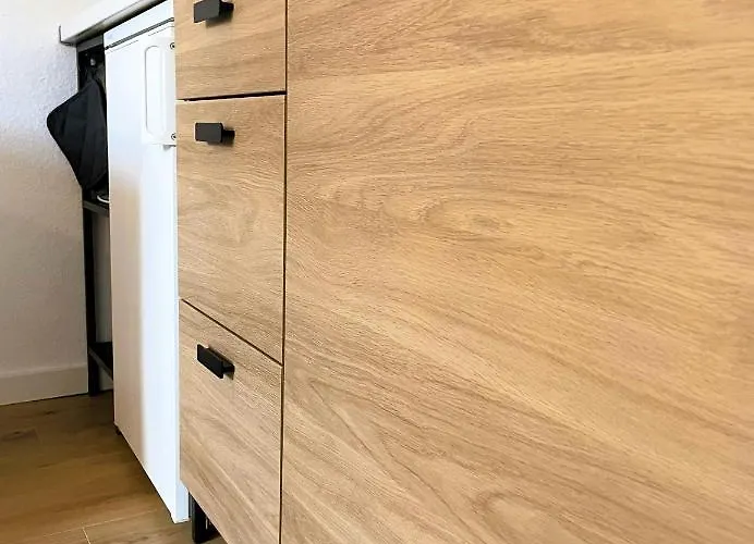 Ruhige 3 Gut Angebunden Düsseldorf